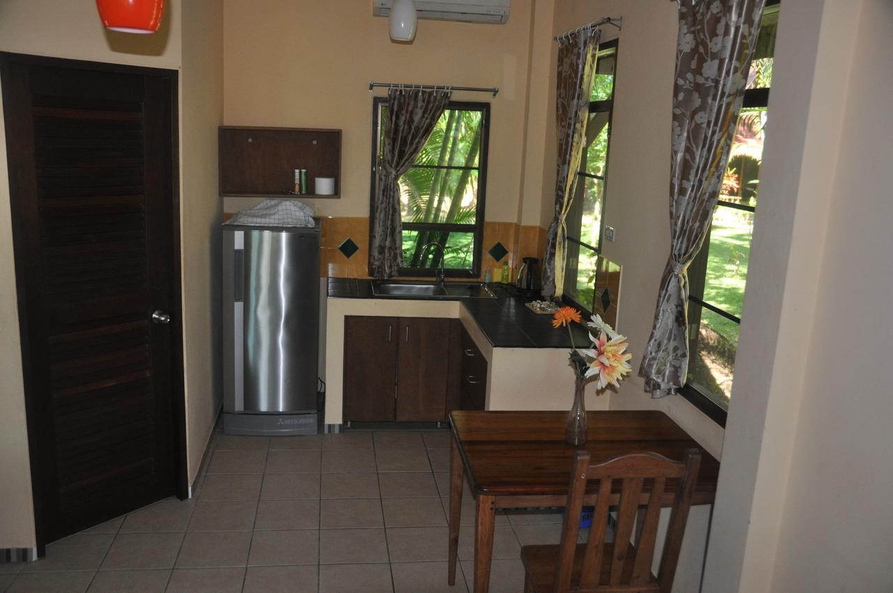Lake View Bungalows Khao Lak Eksteriør billede